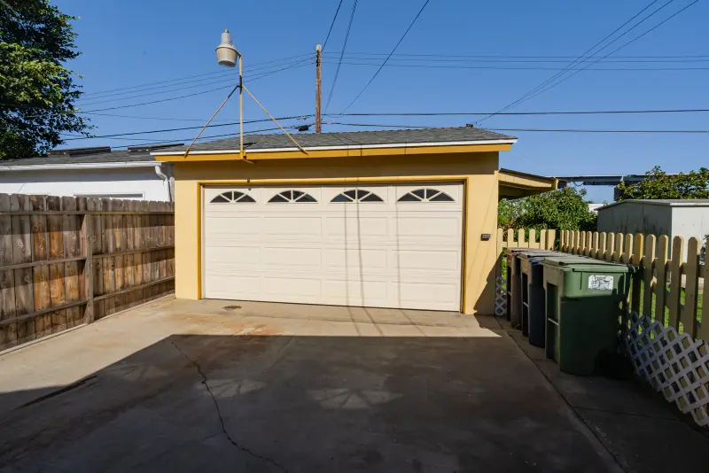 Detached garage and rear driveway